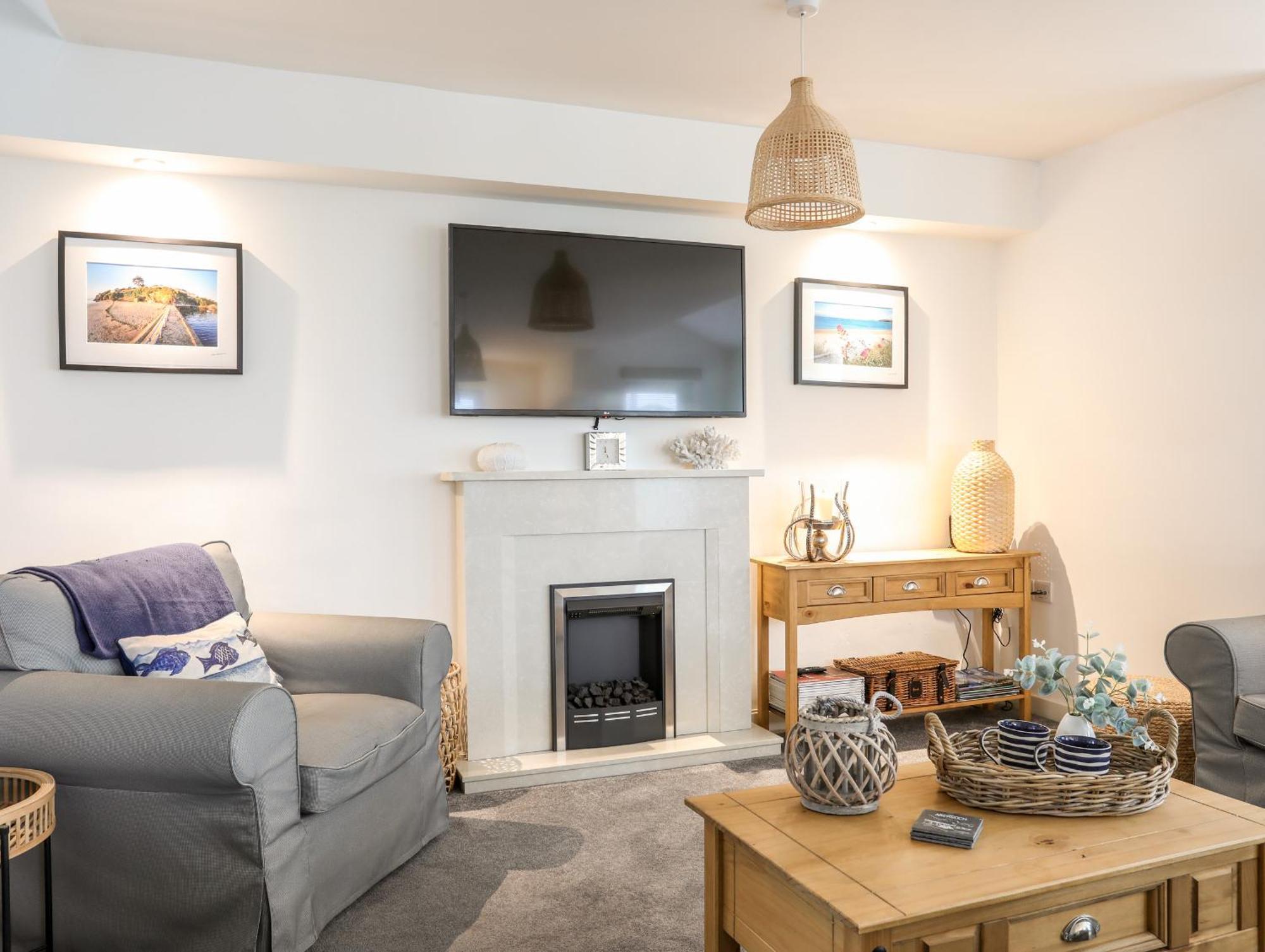 Ty Glan Y Mor - Pwllheli Villa ภายนอก รูปภาพ